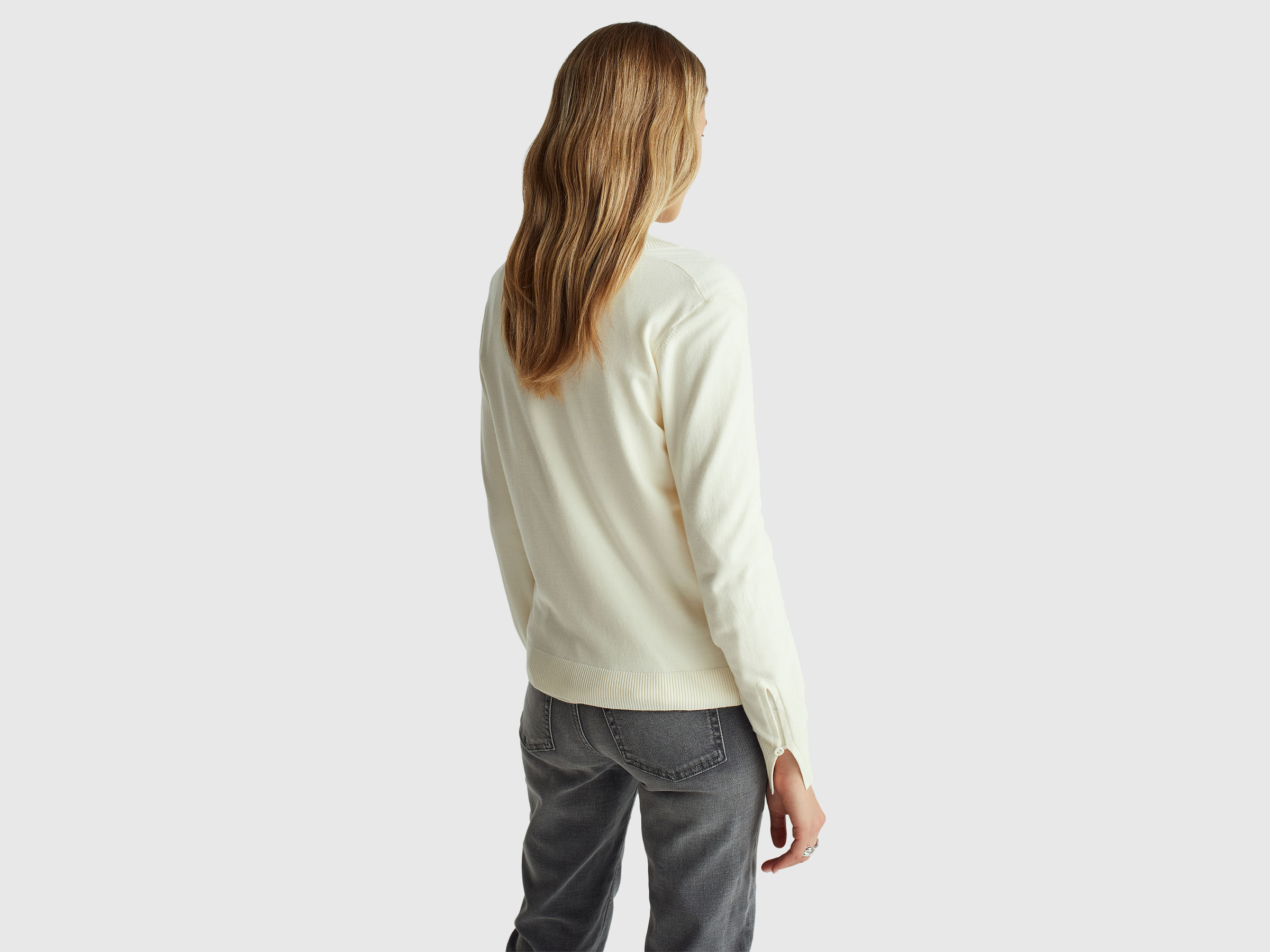 V NECK SWEATER L/S Women image number 2